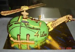Tort w kształcie helikoptera