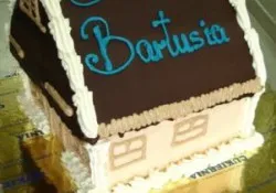 Tort w kształcie domku