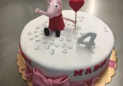 Tort ze Świnką Peppą