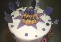 Tort na 18 urodziny