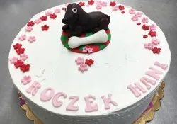 Tort z pieskami