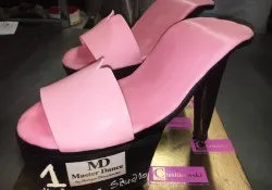 Tort w kształcie szpilek