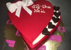 Tort w kształcie bombonierki