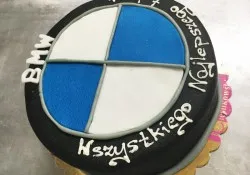 Tort w kształcie loga BMW