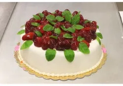 Tort z owocami