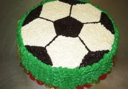 Tort w kształcie piłki nożnej