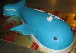 Tort w kształcie wieloryba