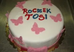Tort z motylkami