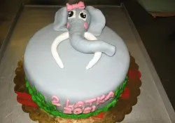 Tort z słoniem