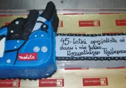 Tort w kształcie piły mechanicznej