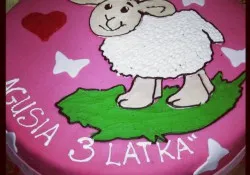 Tort z owieczką