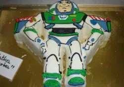 Tort w kształcie Buzza Astrala z Toy Story