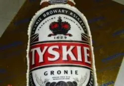 Tort w kształcie butelki piwa Tyskie