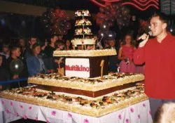 Tort firmowy Multikino