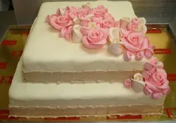 Tort piętrowy na chrzest