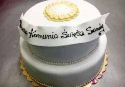 Tort piętrowy na I komunię