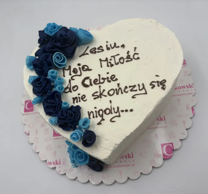 Tort w kształcie serca