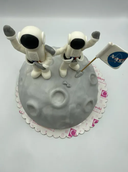 TORT Z KOSMONAUTA