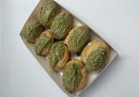 Mini eklery pistacjowe