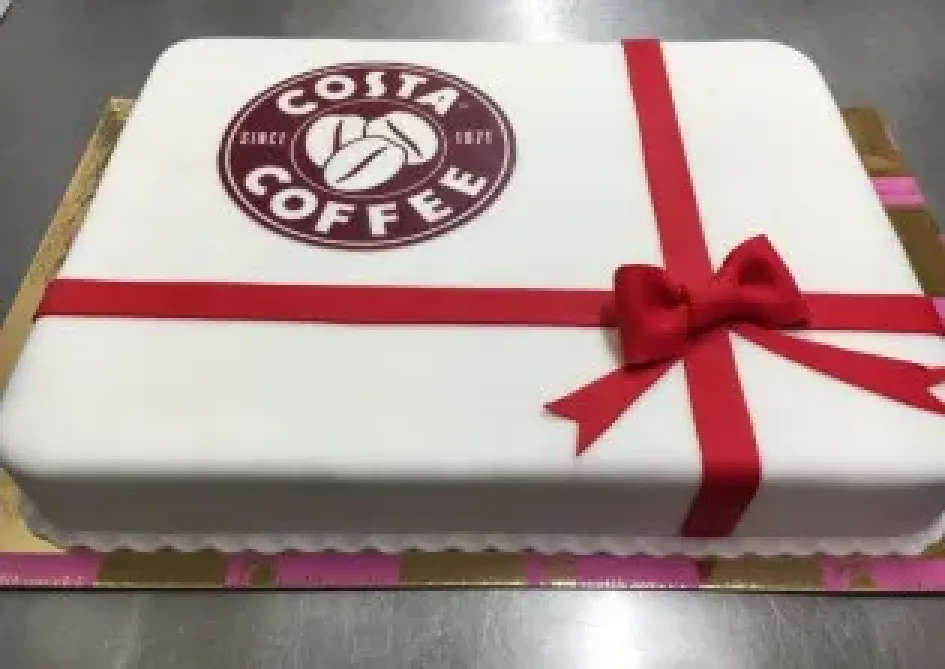 Tort firmowy Costa Coffee