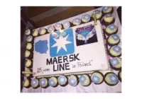 Tort firmowy i muffinki