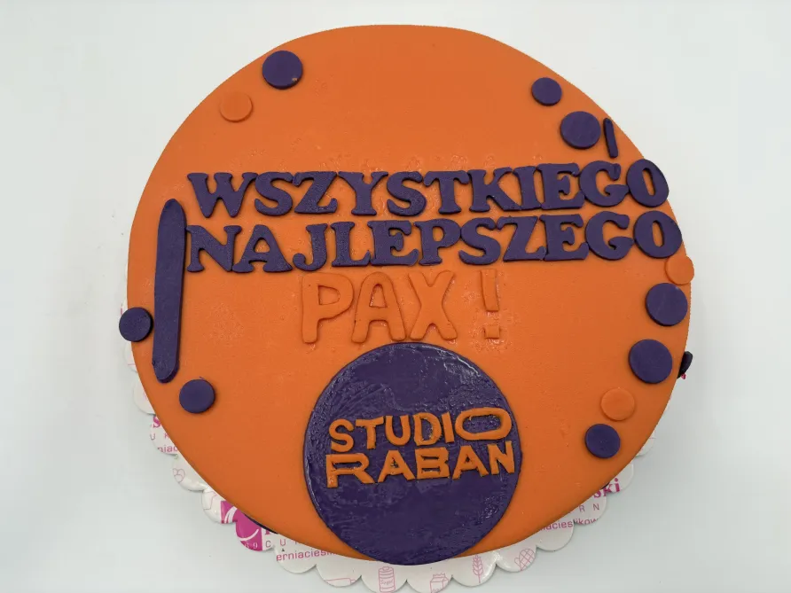 Tort w kształcie Loga