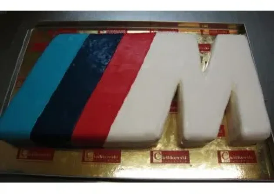 Tort firmowy BMW M