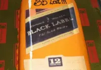 Tort w kształcie butelki Johnnie Walker