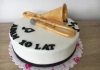 Tort trąbka