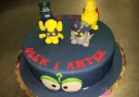 Tort z postaciami z bajek
