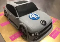 Tort w kształcie samochodu Volkswagen