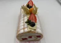 ROLADA ŚMIETANOWA Z LASKĄ WANILII (0.40KG)