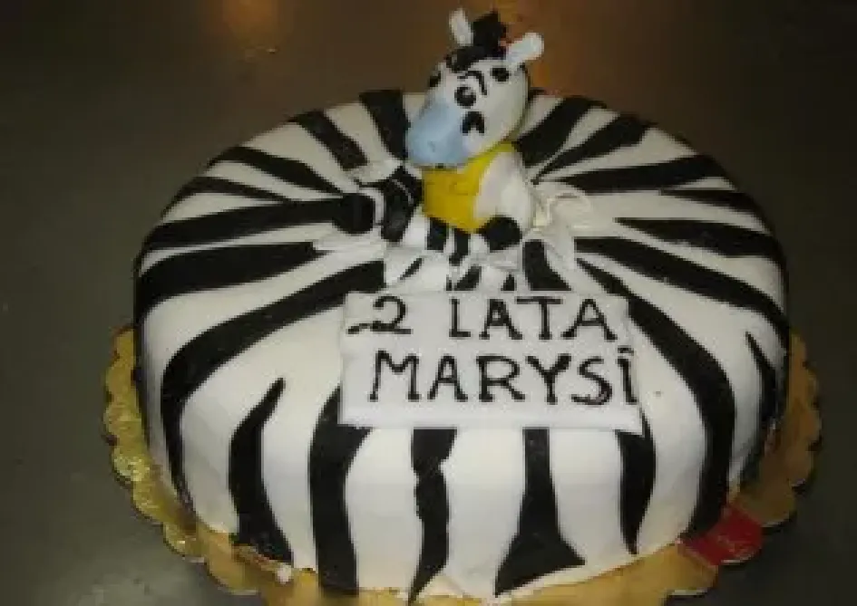 Tort z zebrą