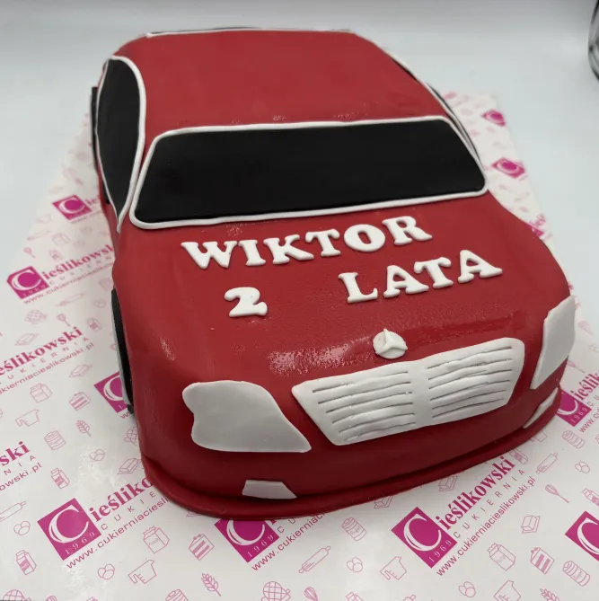 Tort w kształcie samochodu Mercedes