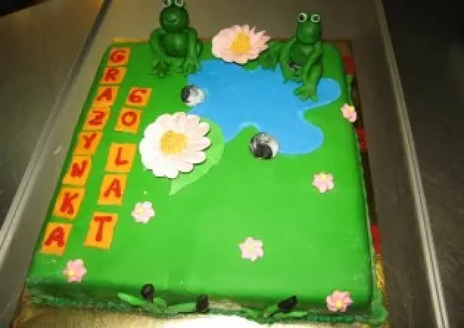 Tort z żabami